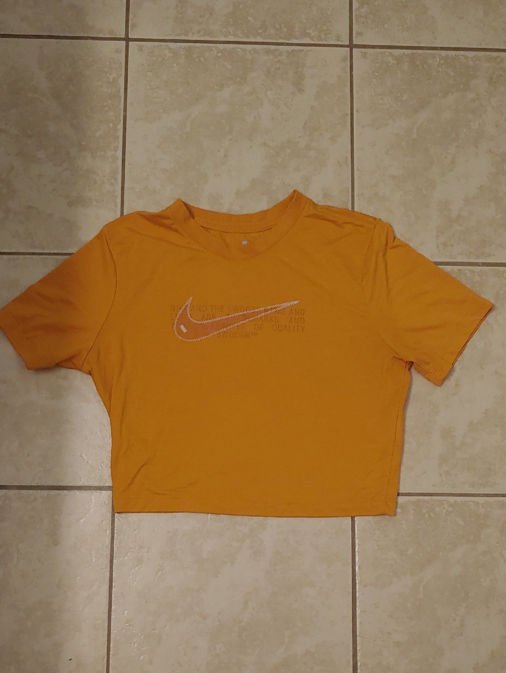Nike Orange Crop Top Slim Fit Tee Women's Size M